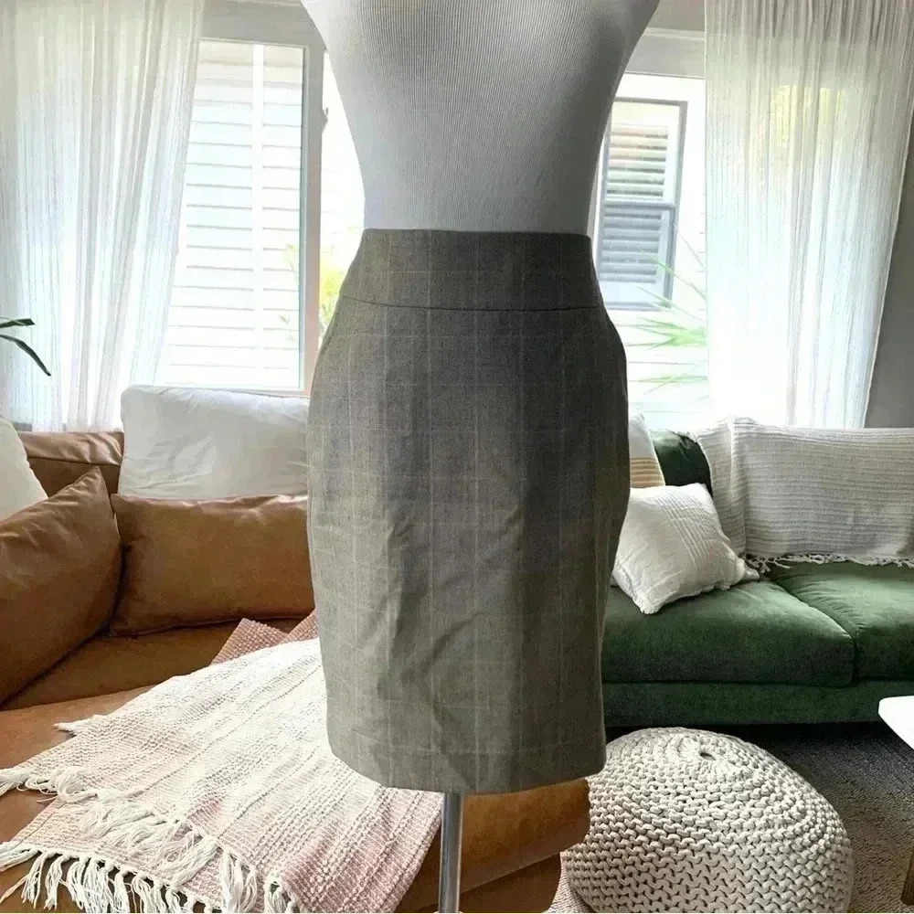 Banana Republic brown plaid wool pencil skirt